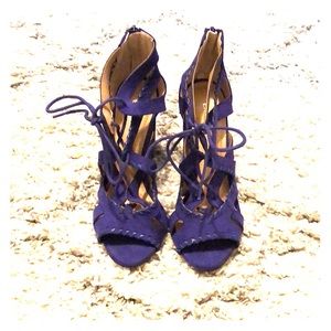Express lace up sandals